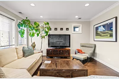 3635 N Wilton Avenue #3, Chicago, IL 60613 - Photo 4