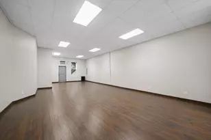 2140 W Cermak Rd, Chicago, IL 60608 - Photo 20