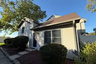 65 Spuhler Dr, Batavia, IL 60510 - Photo 1