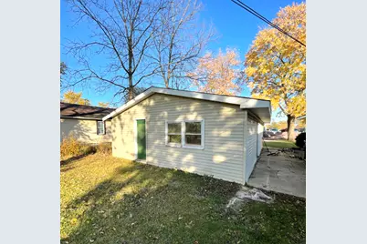 1828-1826 Horeb Avenue, Zion, IL 60099 - Photo 6