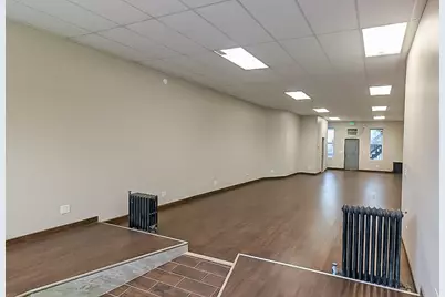 2140 W Cermak Road, Chicago, IL 60608 - Photo 2