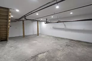 2140 W Cermak Rd, Chicago, IL 60608 - Photo 10