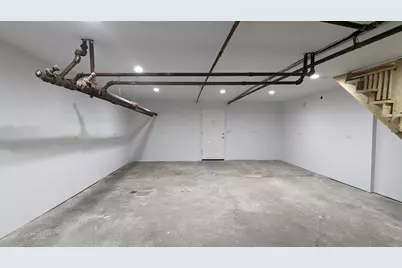 2140 W Cermak Road, Chicago, IL 60608 - Photo 8