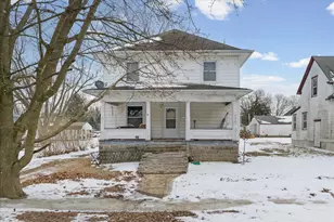 209 N Green St, Melvin, IL 60952 - Photo 2