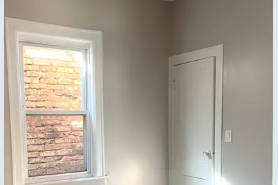 8400 S Burley Avenue, Chicago, IL 60617 - Photo 14