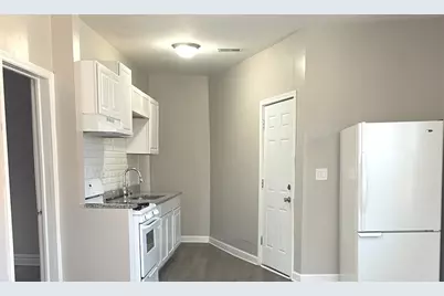 8400 S Burley Avenue, Chicago, IL 60617 - Photo 8