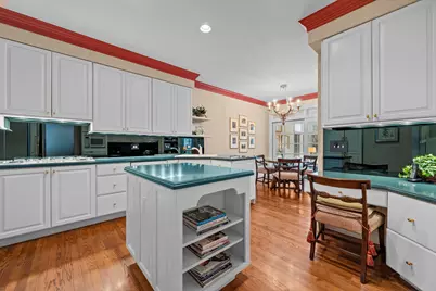 [Address not provided], Lake Forest, IL 60045 - Photo 12