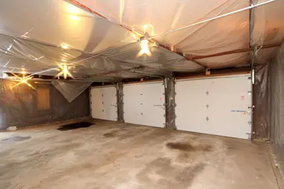 1010 Kimball Avenue #Garage, Woodstock, IL 60098 - Photo 8
