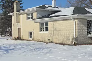 326 S Minerva Ave, Glenwood, IL 60425 - Photo 2