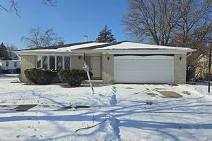 326 S Minerva Ave, Glenwood, IL 60425 - Photo 1