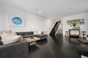 2922 N Sheffield Ave, Chicago, IL 60657 - Photo 4