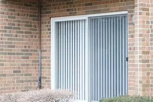 913 Casey Ct, Schaumburg, IL 60173 - Photo 4