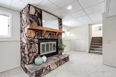 18758 W Highfield Drive, Gurnee, IL 60031 - Photo 20