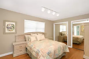 917 W Army Trail Blvd, Addison, IL 60101 - Photo 12