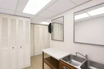 917 W Army Trail Boulevard, Addison, IL 60101 - Photo 22