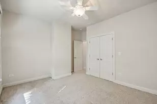 27W327 Williams St, Winfield, IL 60190 - Photo 26