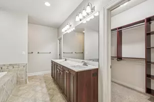 27W327 Williams St, Winfield, IL 60190 - Photo 20