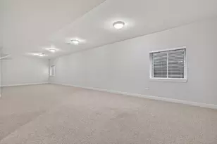 27W327 Williams St, Winfield, IL 60190 - Photo 30