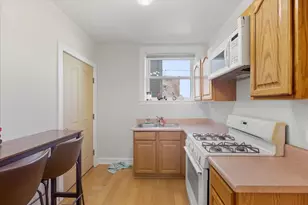 4055 N Spaulding Ave, Chicago, IL 60618 - Photo 4