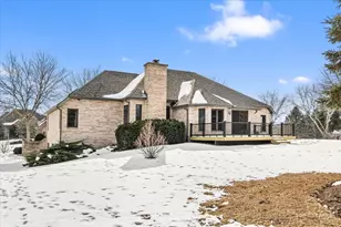 8413 St Moritz Dr, Spring Grove, IL 60081 - Photo 28