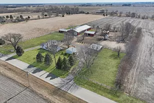 17396 Scott Rd, Hinckley, IL 60520 - Photo 2