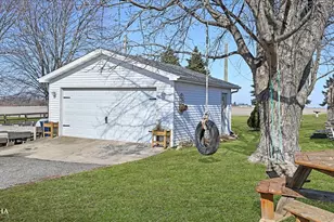 17396 Scott Rd, Hinckley, IL 60520 - Photo 20