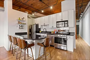 1670 N Claremont Ave, Chicago, IL 60647 - Photo 6