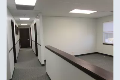 725 E Irving Park Road, Roselle, IL 60172 - Photo 8