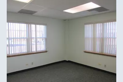 725 E Irving Park Road, Roselle, IL 60172 - Photo 12