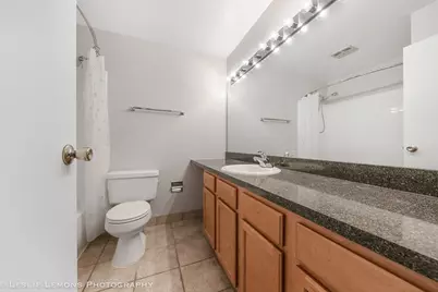 [Address not provided], Lisle, IL 60532 - Photo 14