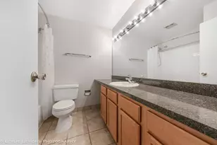 5950 Oakwood Dr, Lisle, IL 60532 - Photo 14