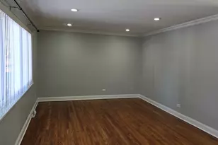 454 E Park Ave, Elmhurst, IL 60126 - Photo 2