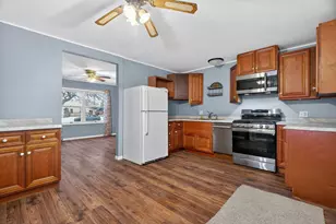 2304 Cypress Ln, Joliet, IL 60435 - Photo 8