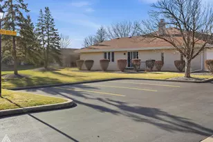 10815 Minnesota Ct, Orland Park, IL 60467 - Photo 22