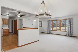 10815 Minnesota Ct, Orland Park, IL 60467 - Photo 12