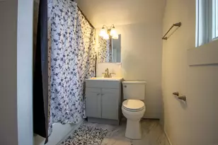 678 Douglas Ave, Calumet City, IL 60409 - Photo 24