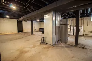 678 Douglas Ave, Calumet City, IL 60409 - Photo 16