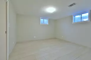 815 S Lincoln Ave, Park Ridge, IL 60068 - Photo 16