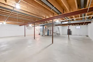 816 Eagle Creek Rd, Elwood, IL 60421 - Photo 16