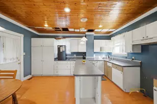 1507 W 9th St, Dixon, IL 61021 - Photo 4