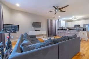 31 E 26th St, Chicago, IL 60616 - Photo 6