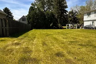 1615 Oak St, Hanover Park, IL 60133 - Photo 1