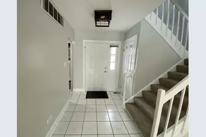 246 Tamarack Drive, Bloomingdale, IL 60108 - Photo 2