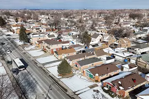 10639 S Kedzie Ave, Chicago, IL 60655 - Photo 4