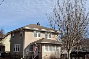 804 E Jefferson St, Morris, IL 60450 - Photo 1