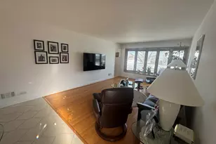 7742 Kolmar Ave, Skokie, IL 60076 - Photo 4