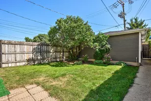 4017 N Whipple St, Chicago, IL 60618 - Photo 40