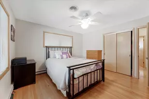 878 S Parkside Ave, Elmhurst, IL 60126 - Photo 16