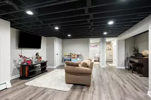 878 S Parkside Ave, Elmhurst, IL 60126 - Photo 22