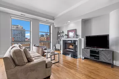 165 N Canal Street #706, Chicago, IL 60606 - Photo 8